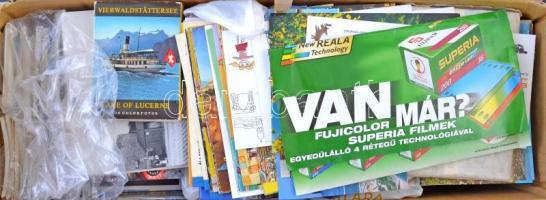 1 Nagy doboznyi MODERN képeslap; magyar és külföldi városok, sok motívumlap, pár reprint / 1 big box of modern postcards; Hungarian and European towns, many motive cards, some reprint