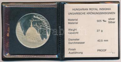 Fülöp Zoltán (1851-) 1978. "Budapest - Parlament / Királyi szent ereklyék" Ag emlékérem to...