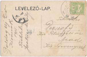 Ópáva, Oppova, Opovo; ülő csoportkép üzlet előtt / sitting group in front of a shop (EK)