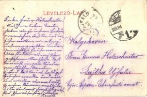 Budapest IV. Újpest, Piac tér a Római katolikus templommal, Női divatáruház, kávé és tej üzlet. Sell...