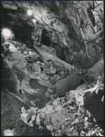 cca 1970 Bányászok, 3 db vintage fotó, 16,5x24 cm és 22,5x17 cm között