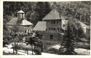 Petrozsény, Petrosani; Pasul Surduc cu Manastirea Lainici / Lainici monostor a Szurdoki szorosban / monastery in the gorge