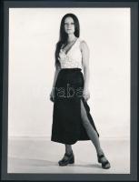 1972 Manöken és fotómodell nyilvántartásból egy karton, 24x18 cm