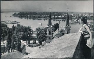 cca 1970 Czakó László (?-?) pécsi fotóművész 3 db jelzett, vintage fotóművészeti alkotása, 16x24 cm ...