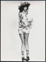 cca 1971 Divatfotók Párizsból, Koppenhágából és Budapestről, 3 db feliratozott vintage fénykép, 22x1...