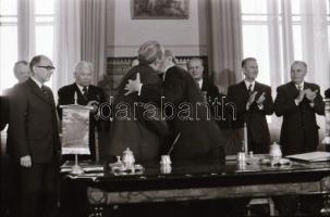 1979 Brezsnyev látogatása Budapesten, találkozó Kádár Jánossal, a repülőtéri várakozástól, a búcsúva...