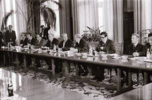 1979 Brezsnyev látogatása Budapesten, találkozó Kádár Jánossal, a repülőtéri várakozástól, a búcsúva...