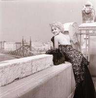 cca 1960 Klein Éva (1937-2016), később Eva Six, akit emlegettek a magyar Marelyn Monroe-ként is Holl...