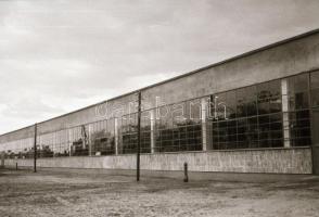 1949. IV. 30. W.M. (Weiss Manfréd) tanműhely avatása, Kossa István miniszter jelenlétében, Rózsa György (?-?) fotóriporter felvételei, 34 db szabadon felhasználható, vintage negatív, 24x36 mm