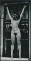cca 1985 Vintage aktfotók, 2 db fotóművészeti alkotás, 26,5x14,5 cm és 30x20 cm