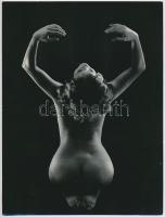 cca 1979 Aktfotók, 2 db vintage fotóművészeti alkotás, 24x18 cm
