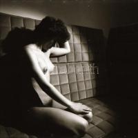 cca 1975 Negatívok tétele, szolidan erotikus felvételek, 13 db vintage negatív, 4,5x6 cm és 6x6 cm