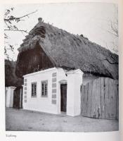 [Padányi Gulyás Jenő]: A Fertő Vidék Népének Építészete. Magyar Ház Barátainak képeskönyvei 2. Bp., ...