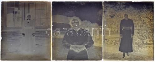 cca 1940 Vintage üveglemez negatívok, ismeretlen család hagyatéka, 13db negatív, 9x12 és 10x15 cm