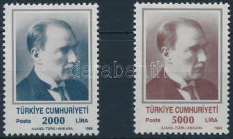 Ataturk set Atatürk sor