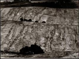 cca 1976 Zsigri Oszkár (1933-?) budapesti fotóművész hagyatékából 2 db vintage fotóművészeti alkotás...