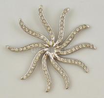 Ezüst(Ag) szintetikus kövekkel díszített tízágú virág függő, jelzett, d: 5,4 cm, bruttó: 10,2 g