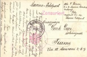 1914 Jubelnde Begrüssung des Unterseebotes U9 bei seiner Rückkehr nach Wilhelmshaven / Greeting the ...