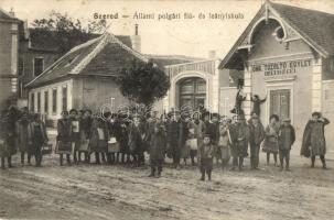 Szered, Sered; Állami polgári fiú és leányiskola, Önkéntes Tűzoltó Egylet Helyiségei, csoportkép / boy and girl school, Volunteer Firefighter Association, group picture (fl)