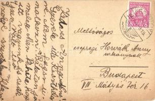 Sümeg, Kisfaludy szobor, vár a háttérben, automobil