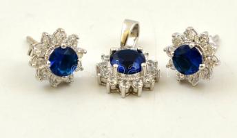 Ezüst(Ag) fülbevalópár és hozzáillő függő szintetikus kövekkel, jelzett, bruttó: 3,6 g