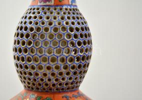 Antik Herendi áttört falú díszváza, kézzel festett, jelzett, kopott aranyozással, m: 23 cm /

Anti...