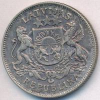 Lettország 1926. 2L Ag T:2 patina
Latvia 1926. 2 Lati Ag C:XF patina
Krause KM#8