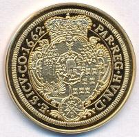 DN "Magyar aranypénzek utánveretben - Apafi Mihály dukát, 1662" aranyozott Ag emlékérem ta...