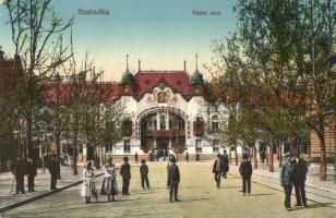 Szabadka, Subotica; Vasút utca és Reichl palota / street view with palace