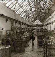 1962 Kecskeméti városképek, utca és épületfotók, 13 db vintage negatív Medgyesi László hagyatékából,...