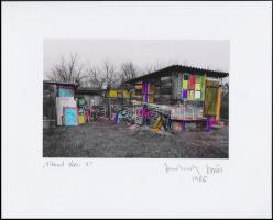 1986 Jankovszky György(1946-): Víkend ház V., feliratozva, aláírt, pecséttel jelzett, kartonra kasírozva, 11x18 cm