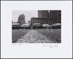 1983 Jankovszky György(1946-): New York, feliratozva, aláírt, pecséttel jelzett, kartonra kasírozva, 12x18 cm