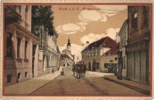 Lajtabruck, Bruck an der Leitha; Templom utca lovas katonákkal / Kirchengasse. Verlag B. Effenberger / street view with church, cavalrymen