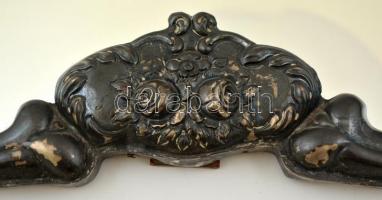 Antik ezüst (Ag.) borítású toilette tükör, fa hátlappal, jelzett (1865), mesterjeggyel, támasztóréss...