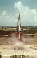 8 db MODERN főleg megíratlan űrhajózás motívumlap: holdra szállás, rakétakilövés, szovjet asztronaut...