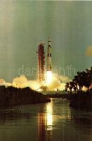 8 db MODERN főleg megíratlan űrhajózás motívumlap: holdra szállás, rakétakilövés, szovjet asztronaut...