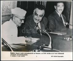 cca 1960-1980 7 db sajtófotó (köztük MTI is) híres emberekről, politikusokról, különböző méretben