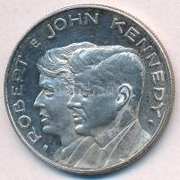 Amerikai Egyesült Államok DN Robert és John Kennedy ezüstözött fém emlékérem (35mm) T:2(PP) USA ND Robert and John Kennedy silver-plated medallion (35mm) C:XF(PP)