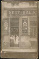 cca 1870-1880 Kerti Bálint sütödéje, keményhátú fotó, Bp., Bencze István, viseltes kartonnal, kissé sérült fotóval, 16x10 cm.