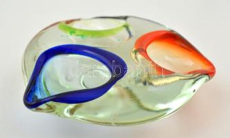 Dekoratív színes üveg hamutál, kopásokkal, 14,5×14,5×4 cm