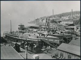 Huszár osztályú rombolók építése (cca 1905-1910 ) a Ganz Danubius fiumei hajógyárban, az eredeti negatívról az 1980-as években előhívott fotó, 13x18 cm