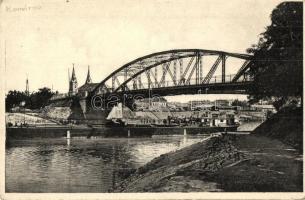 Komárom, Komarno; kikötő a híddal / port with bridge (EK)