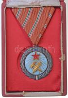 1954. Munka Érdemérem ezüstözött, zománcozott Br kitüntetés mellszalagon, eredeti, Rákos-címeres tokban T:2 NMK: 606.