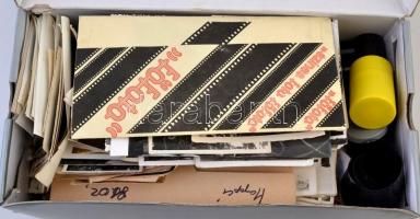 Nagy fotó tétel különféle témákban (városképek, személyes, stb.), köztük negatívok is, összesen egy ...