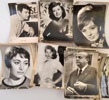 Kis színészfotó-gyűjtemény, fotók ill. fotólapok vegyesen, összesen kb. 100 db