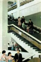 The Pyongyang Gymnasium - 9 db modern Észak-Koreai kommunista oktatási propaganda képeslap saját tok...