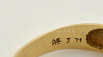 Arany(Au) 14 K gyűrű apró kövekkel, jelzett, méret: 54, bruttó: 3,8 g