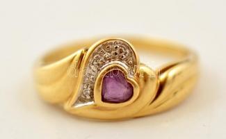 Arany(Au) 14 K gyűrű ametiszt kővel, jelzett, méret: 56, bruttó: 3,3 g