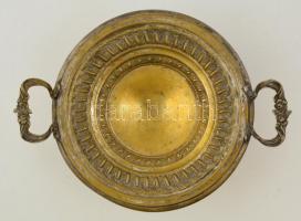 Díszes kerek fém tál, kopásnyomokkal, d: 23,5 cm