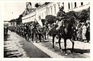 1940 Máramarossziget, Sighetu Marmatiei; bevonulás / entry of the Hungarian troops (EK)